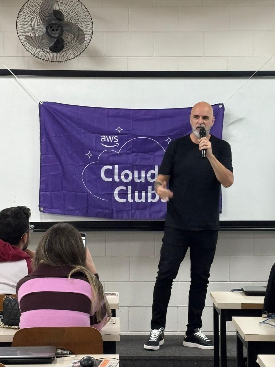 Evento AWS Student Community Day Atibaia